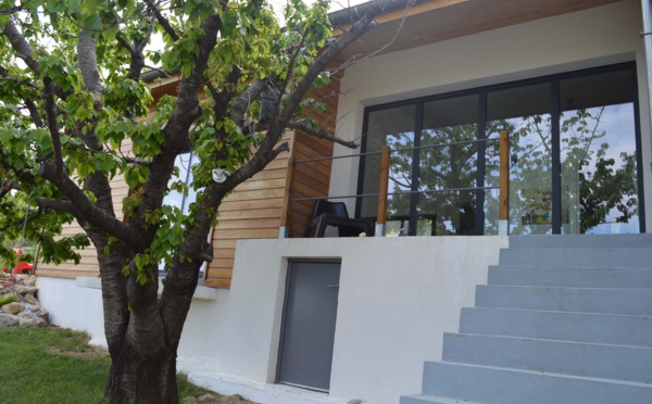 VILLA T - RÉHABILITATION ET EXTENSION D'UNE VIEILLE MAISON
